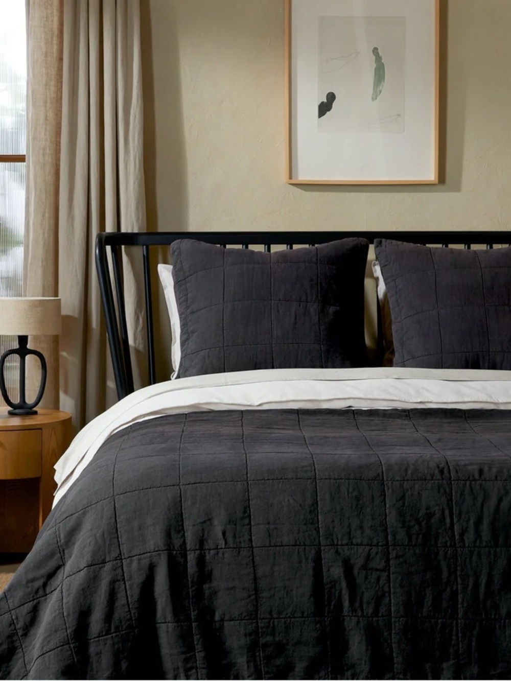 Parachute Linen Box Quilt in Coal